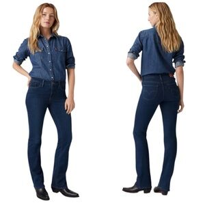 Levi’s 315 Shaping Bootcut Jeans